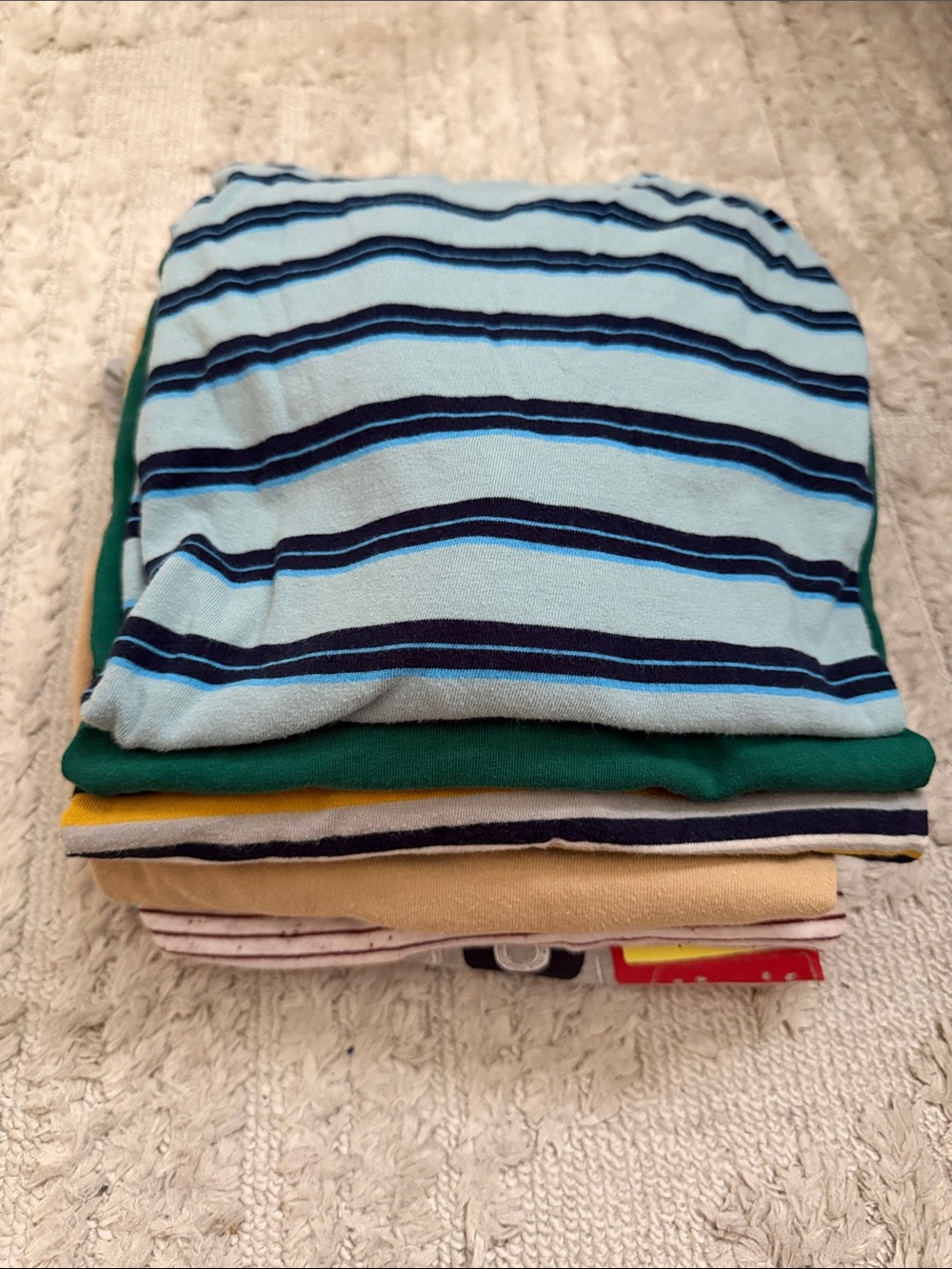 Boys size M long sleeve Tee bundle. gap, old navy, cat and Jack
